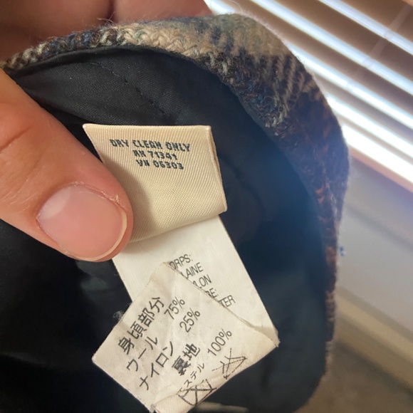 L.L. Bean Favorite Fit Plaid Wool Skirt - Picture 4 of 4